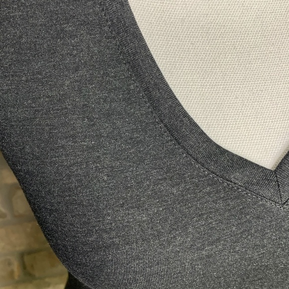 Clementine Triblend V-Neck Tee Vintage Black - J37 - Picture 3 of 8